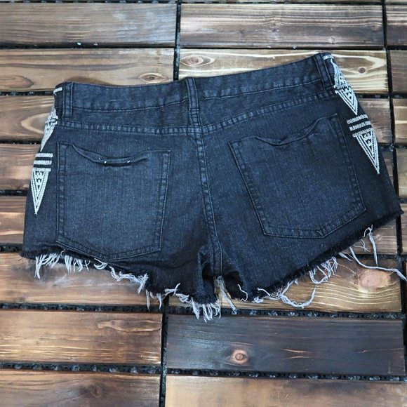 Billabong Lowah Embroidered Black Jean Shorts 9 - Picture 4 of 12